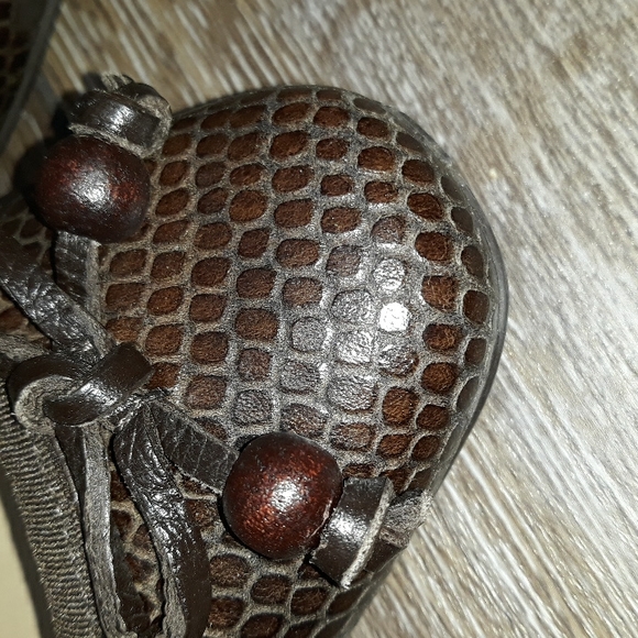 Talbots python print brown leather flats. Mint condition. Size 7B - Picture 3 of 12